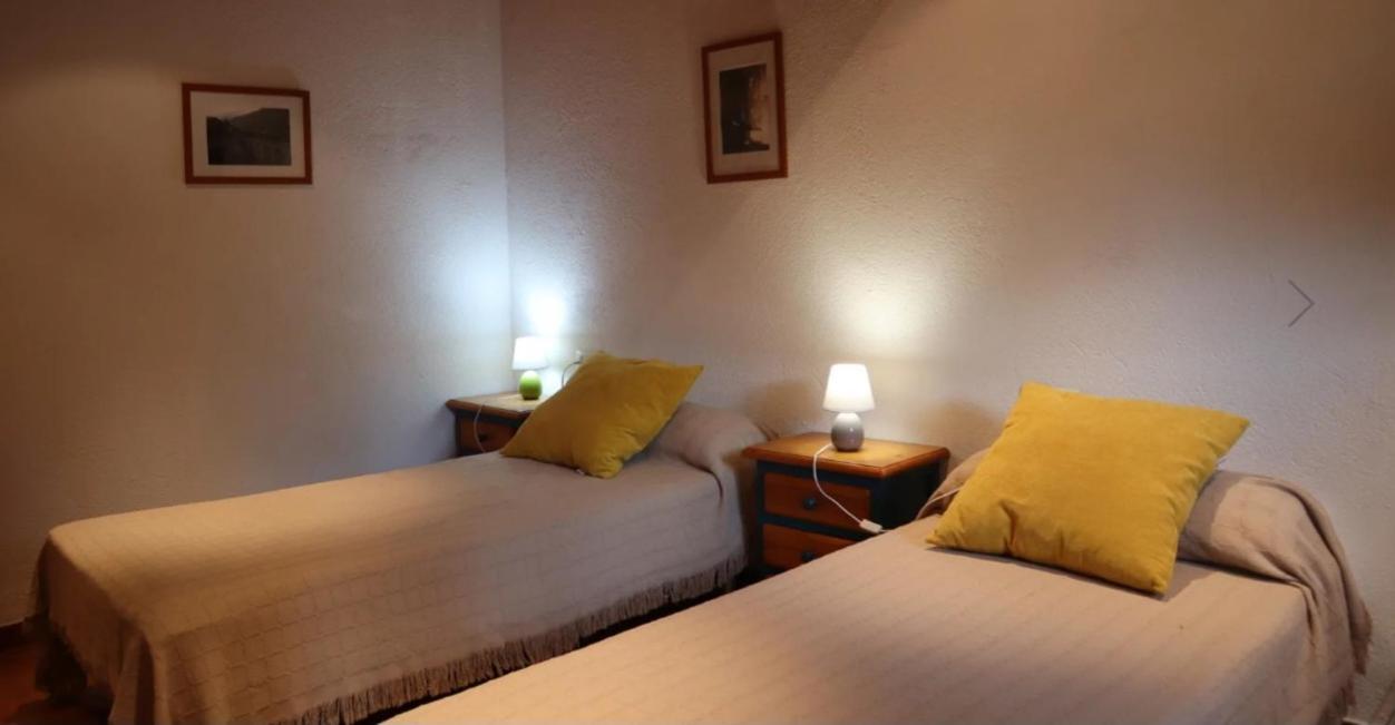 Cal Calau Vega Bed & Breakfast Planoles Luaran gambar